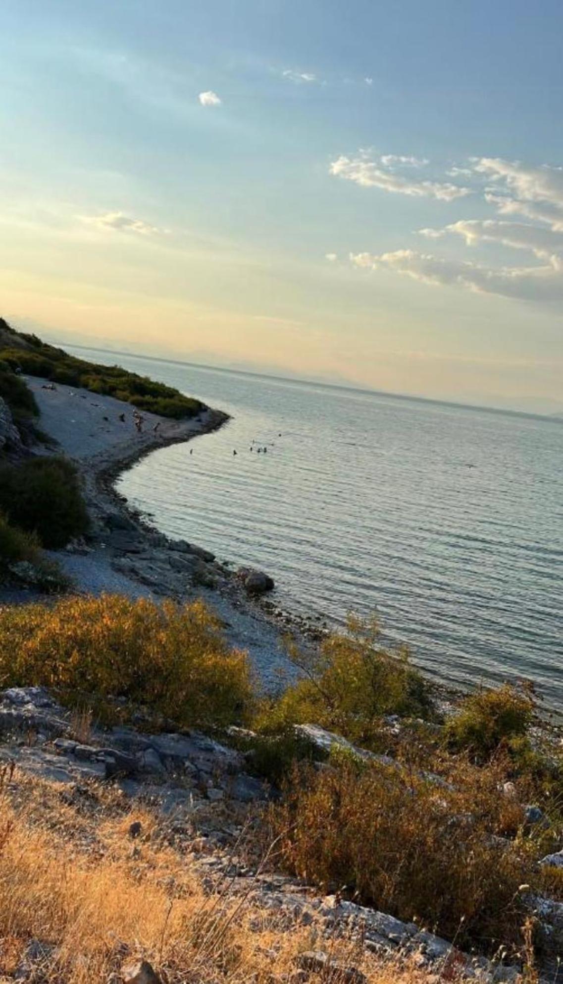 Lake Bliss Cabins Shkodër Exterior foto