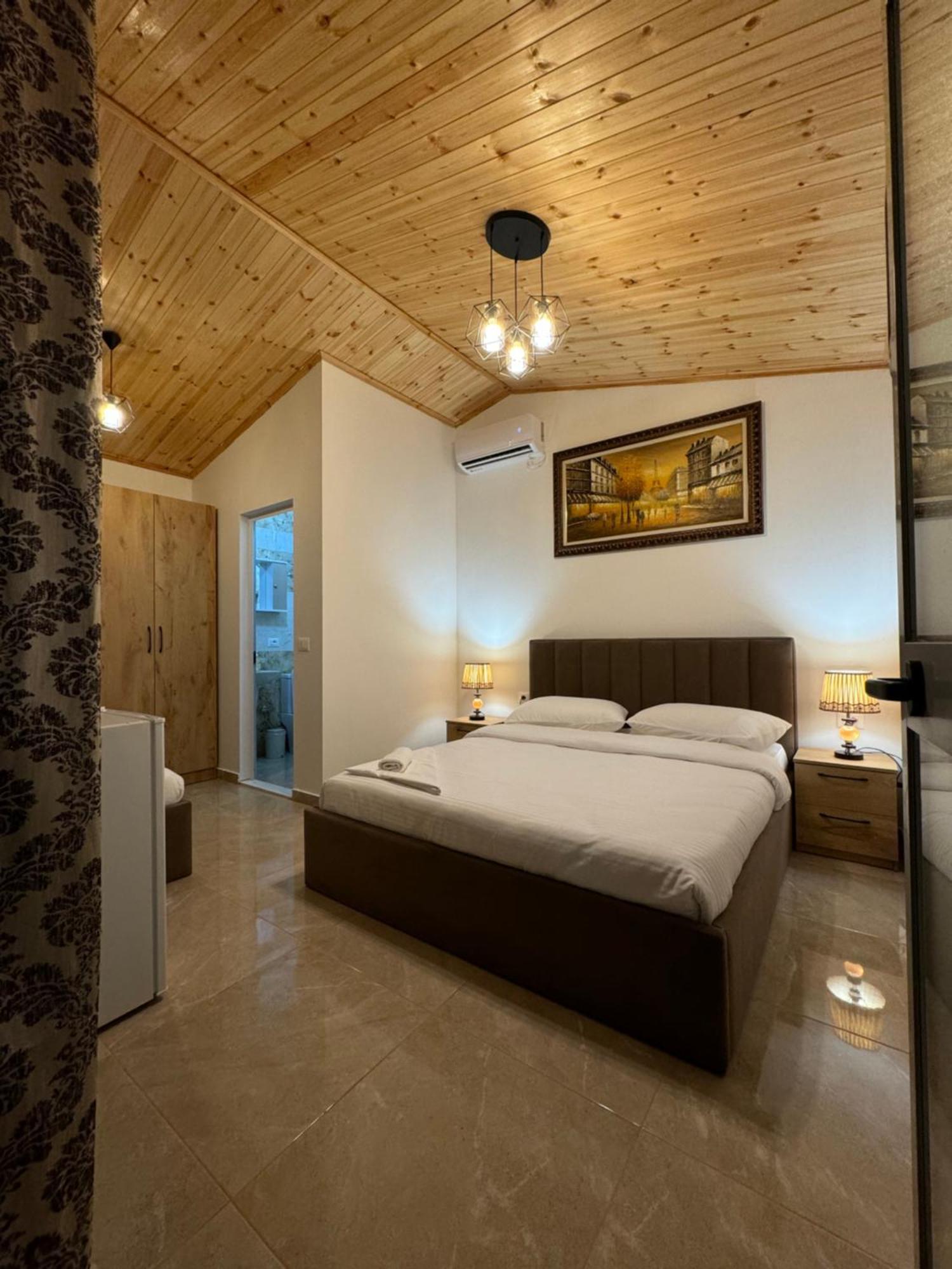 Lake Bliss Cabins Shkodër Exterior foto