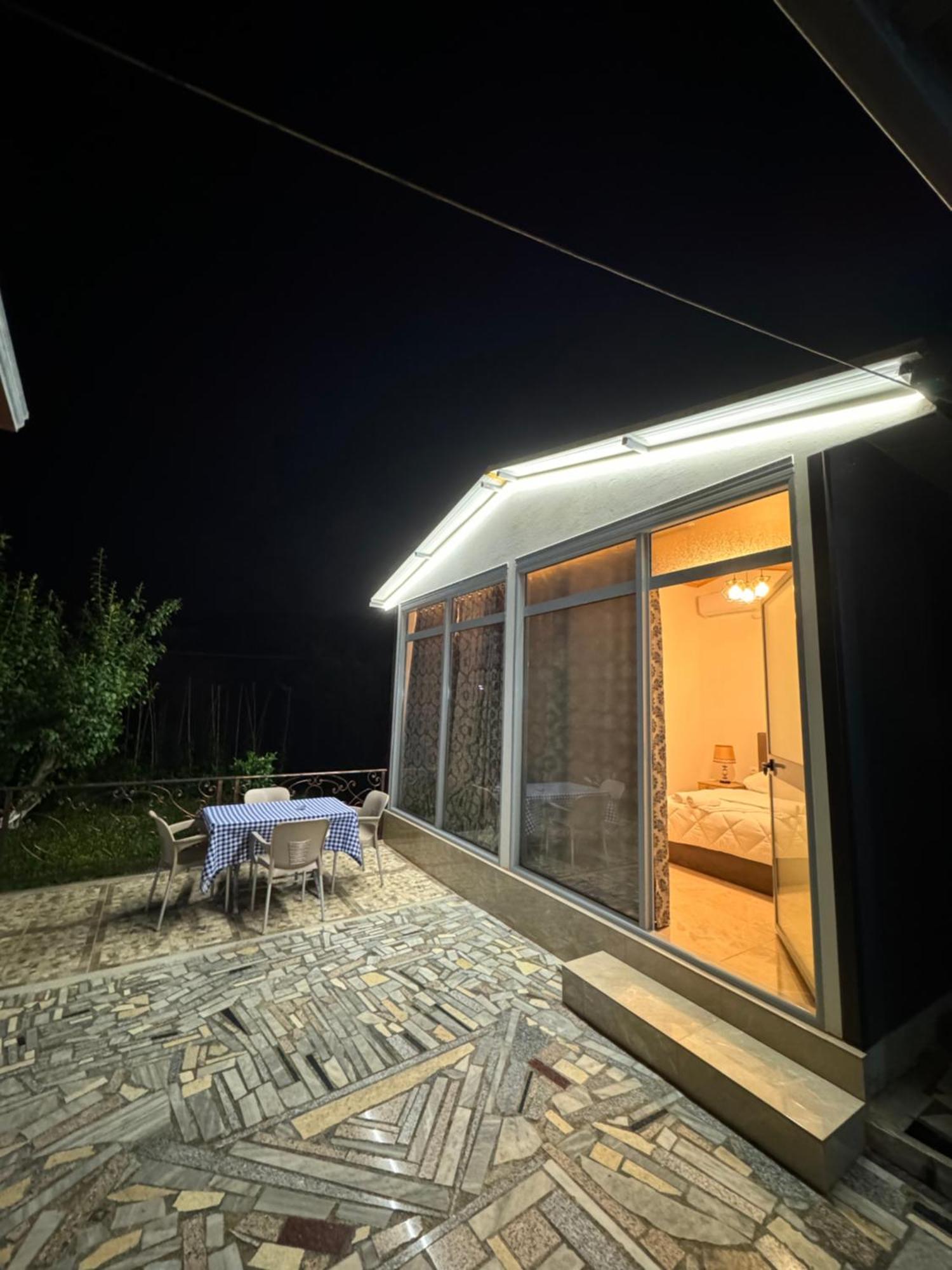 Lake Bliss Cabins Shkodër Exterior foto